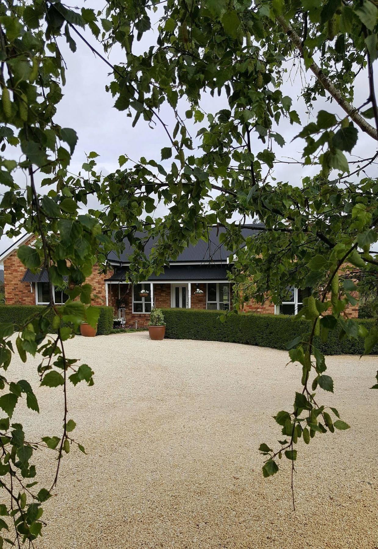 Hazelcreek Cottages Exeter Экстерьер фото