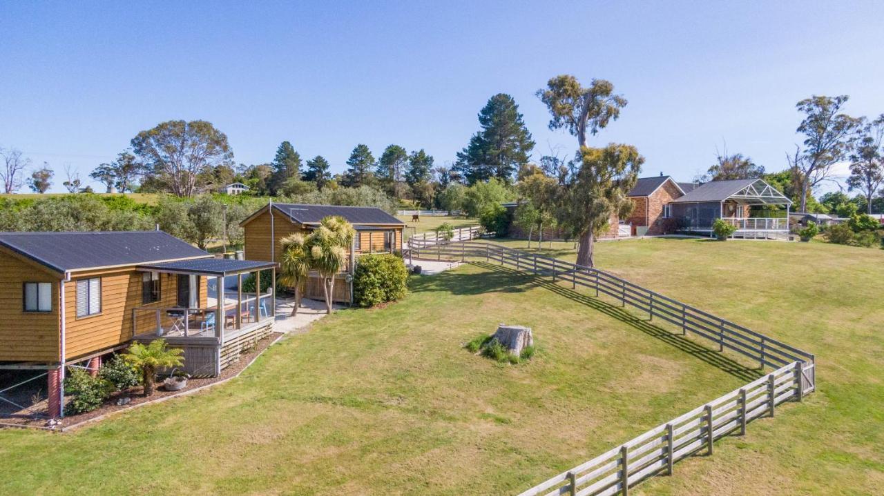 Hazelcreek Cottages Exeter Экстерьер фото